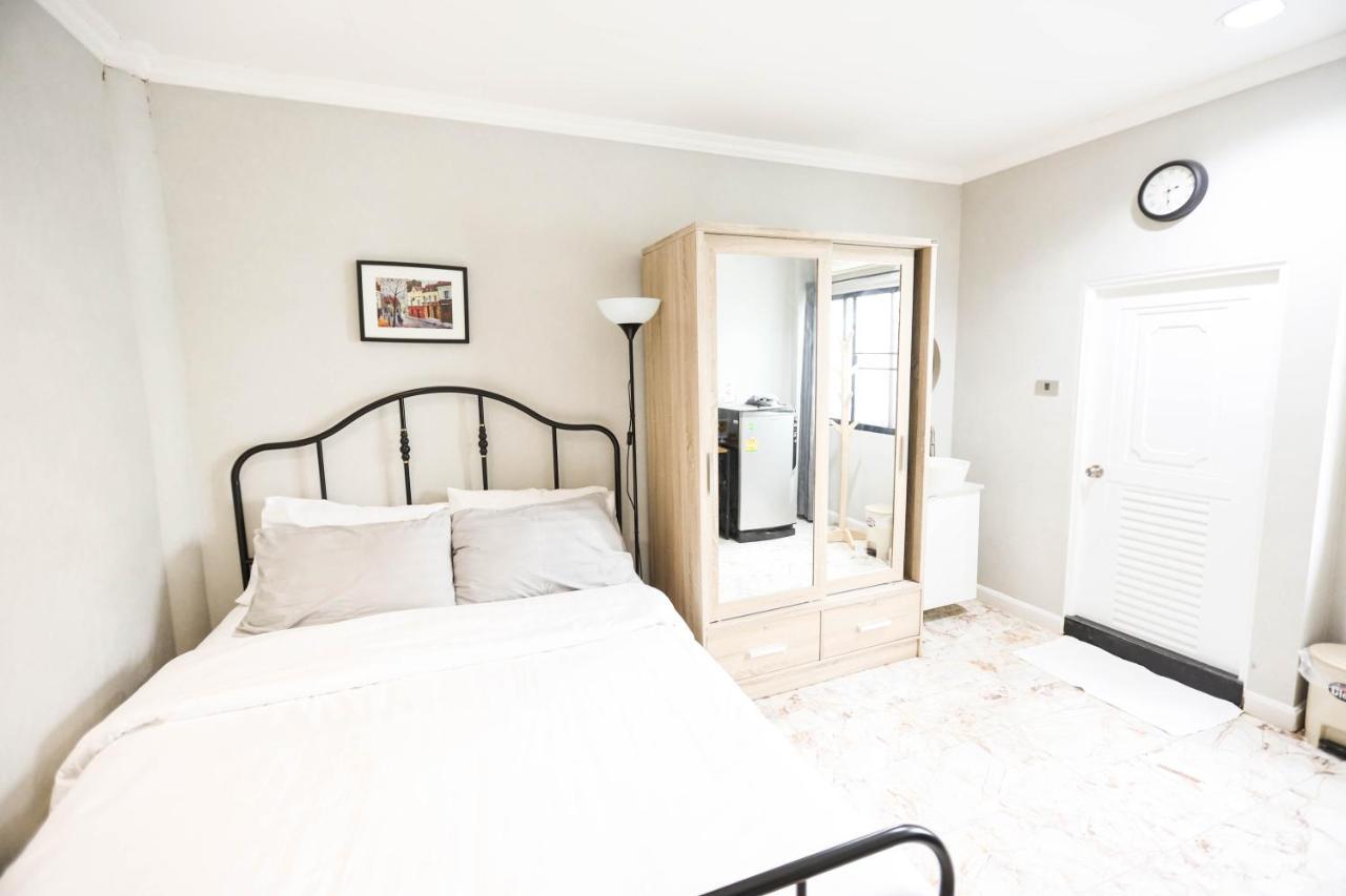 Double Room Private Bathroom