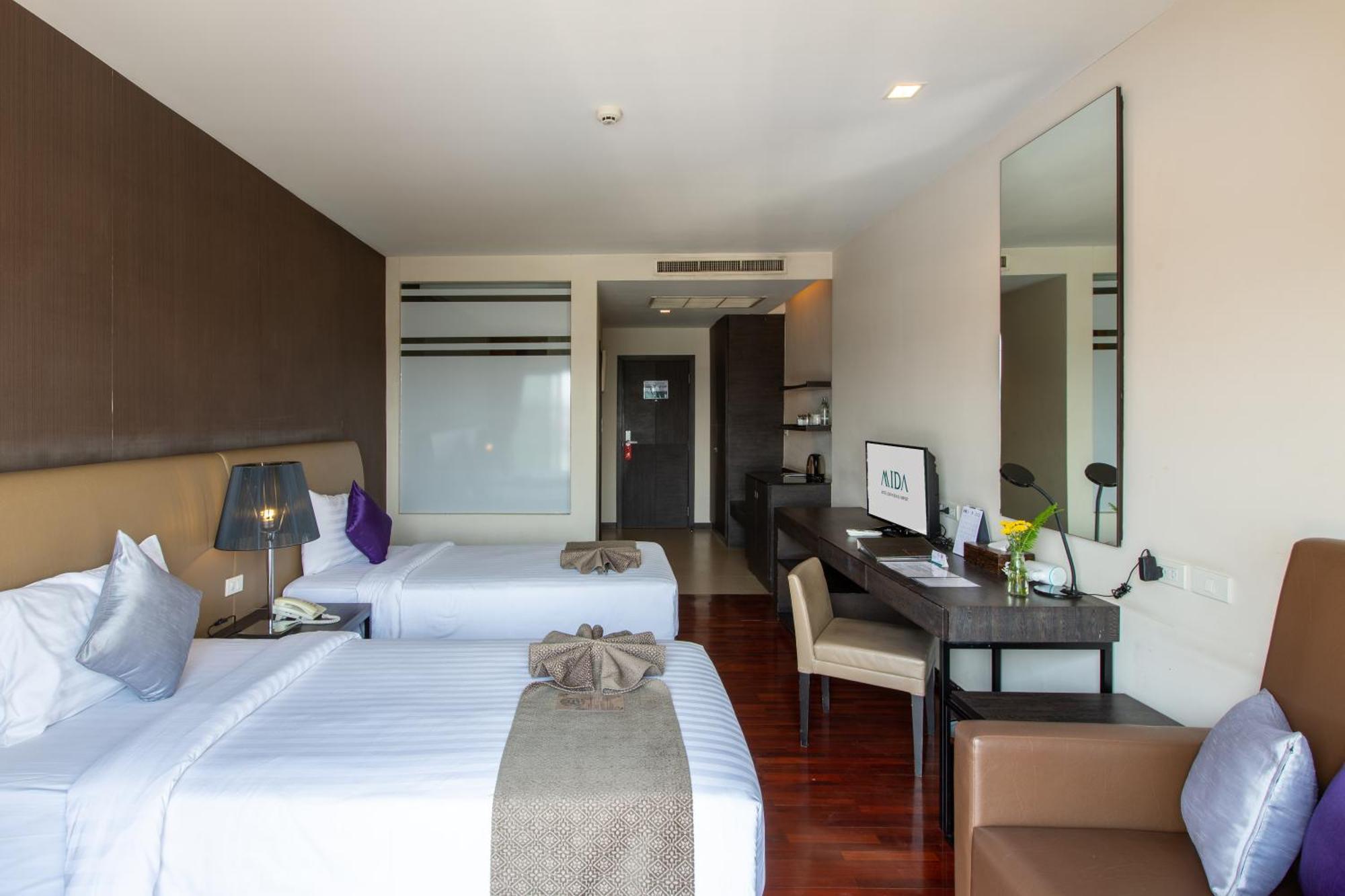 Deluxe Double or Twin Room