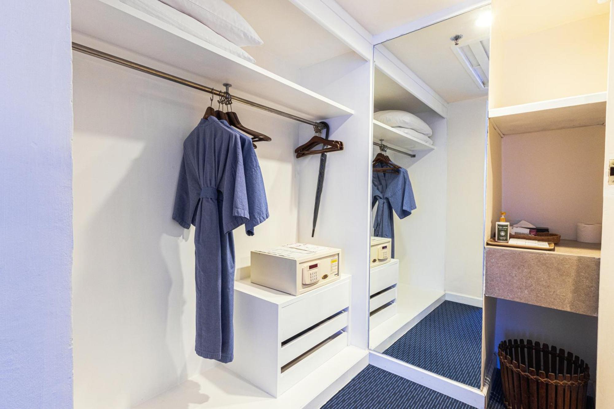 One Bedroom Suite