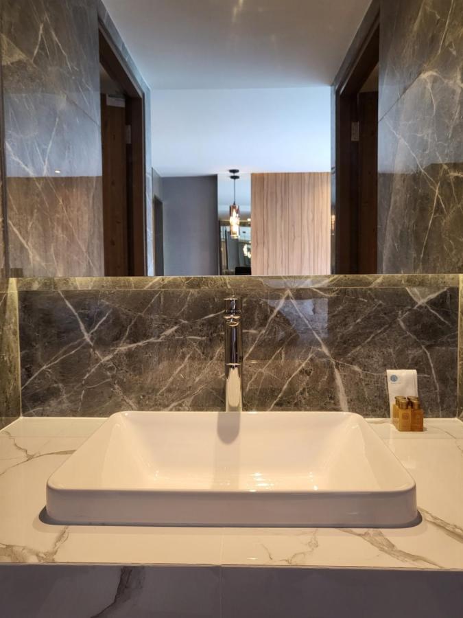 Family Room Bath