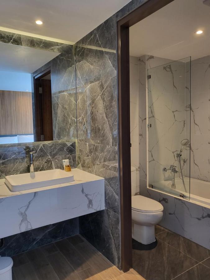 Family Room Bath
