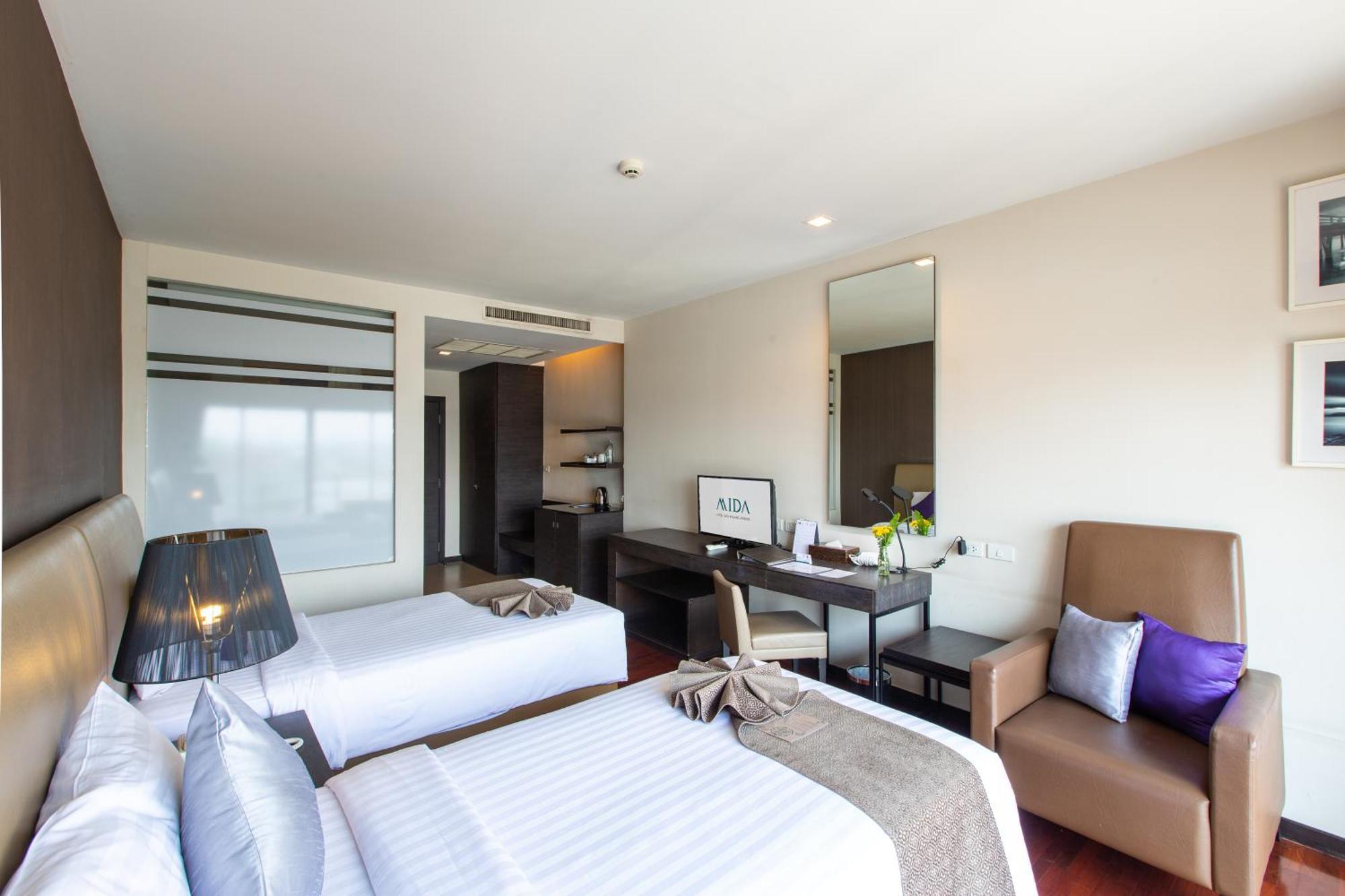 Deluxe Double or Twin Room