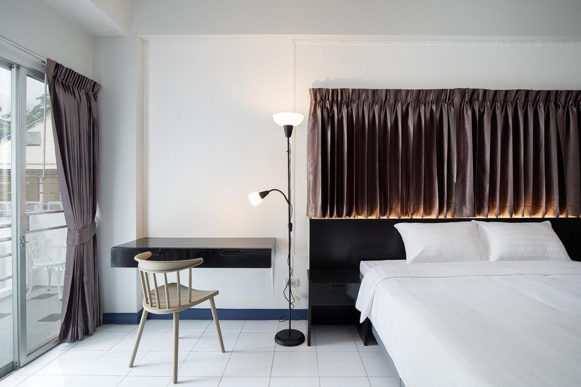 Premier King Room