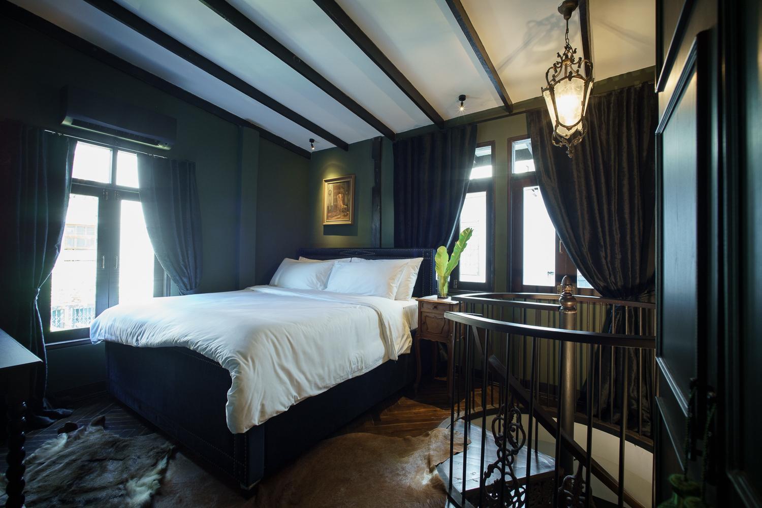 Duplex Room