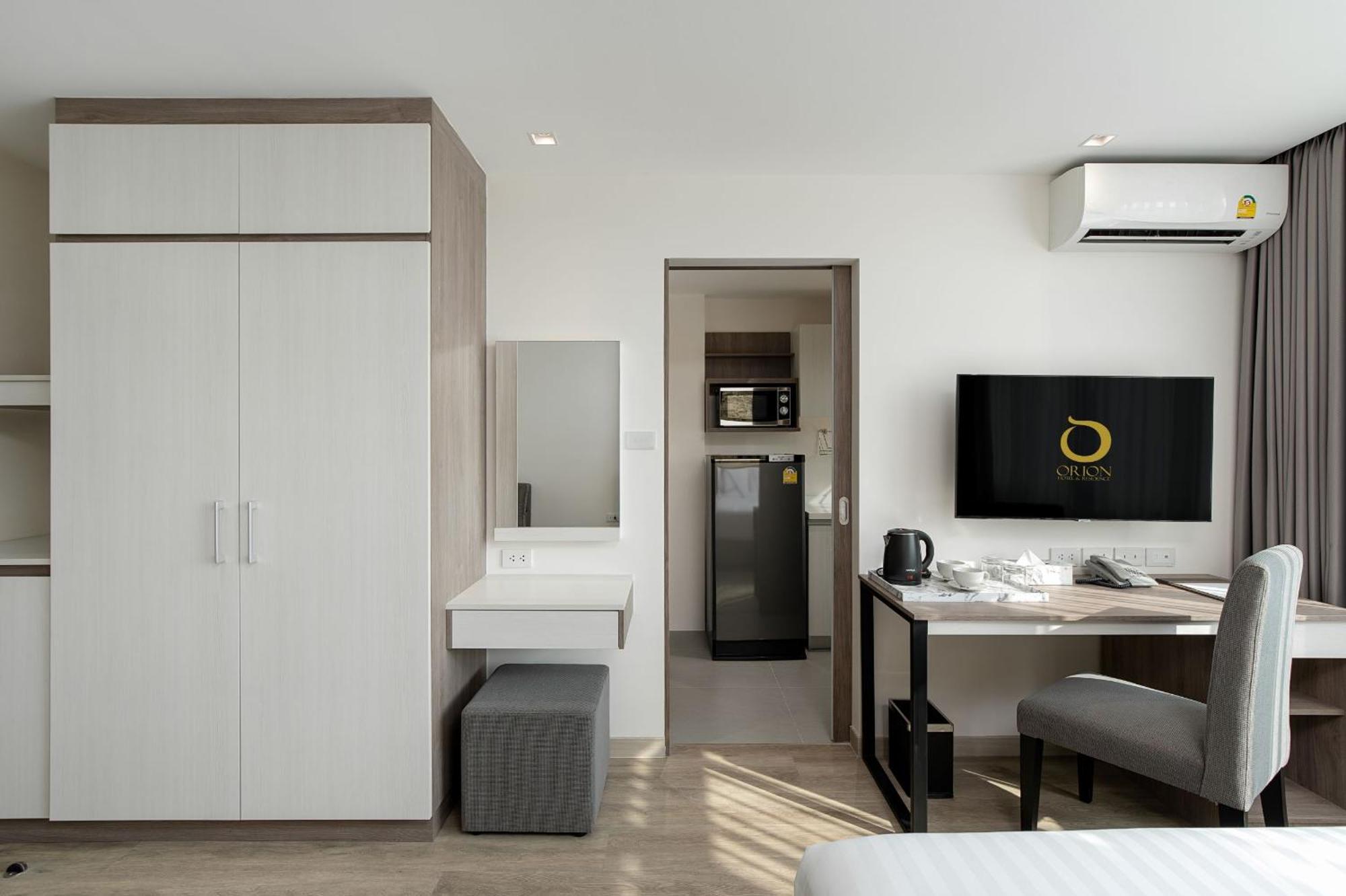 Premier King Room