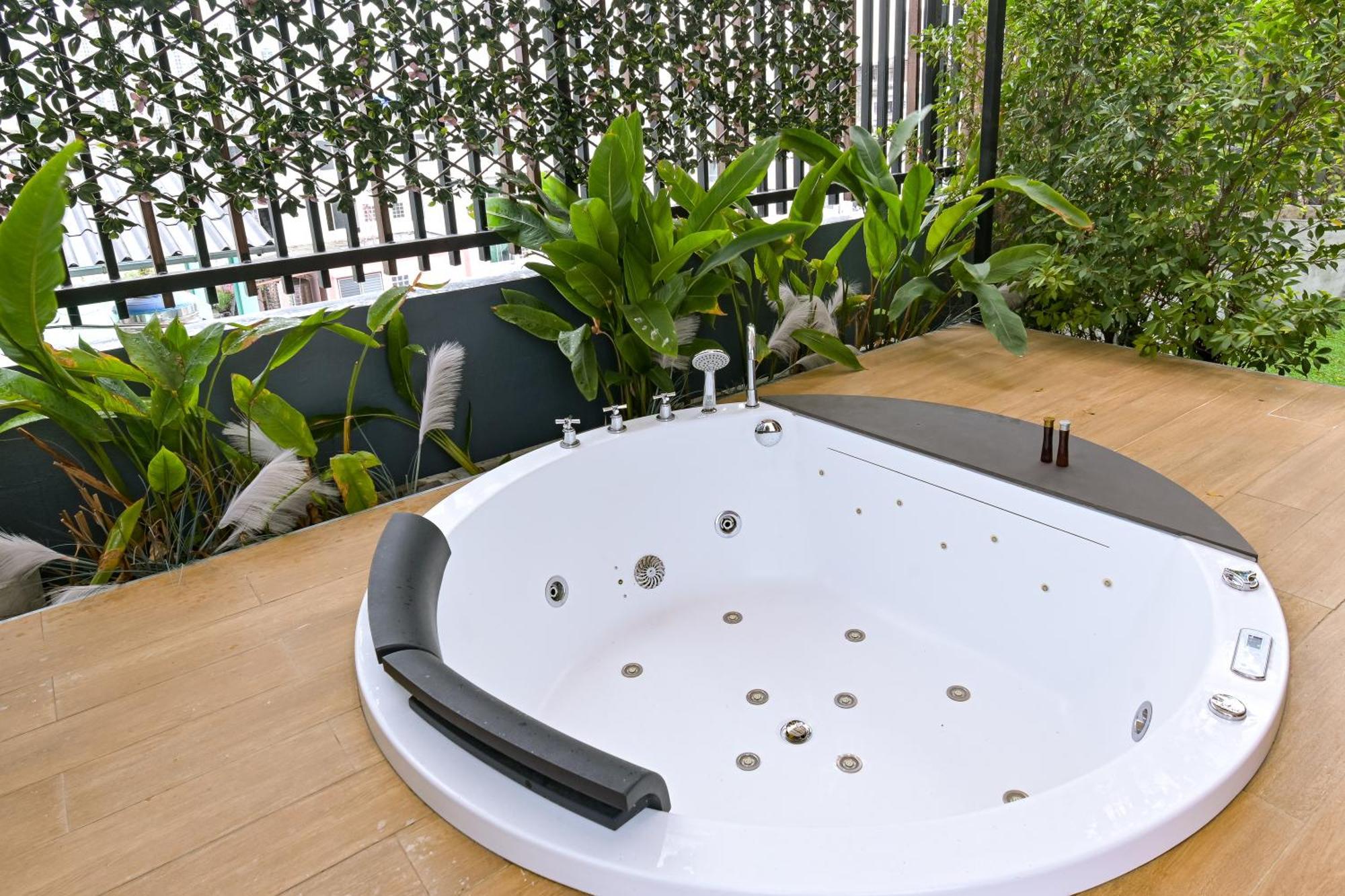 Suite Double Room Jacuzzi