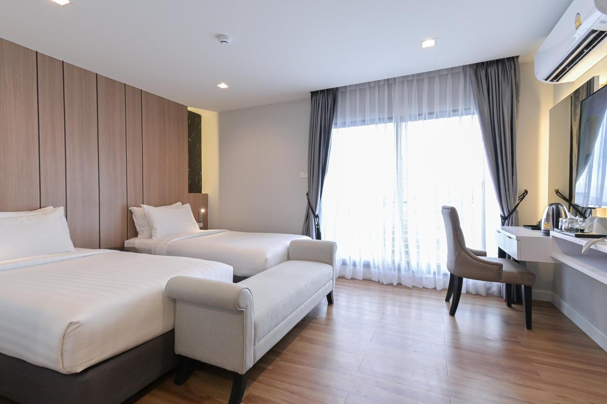 Superior Twin Room