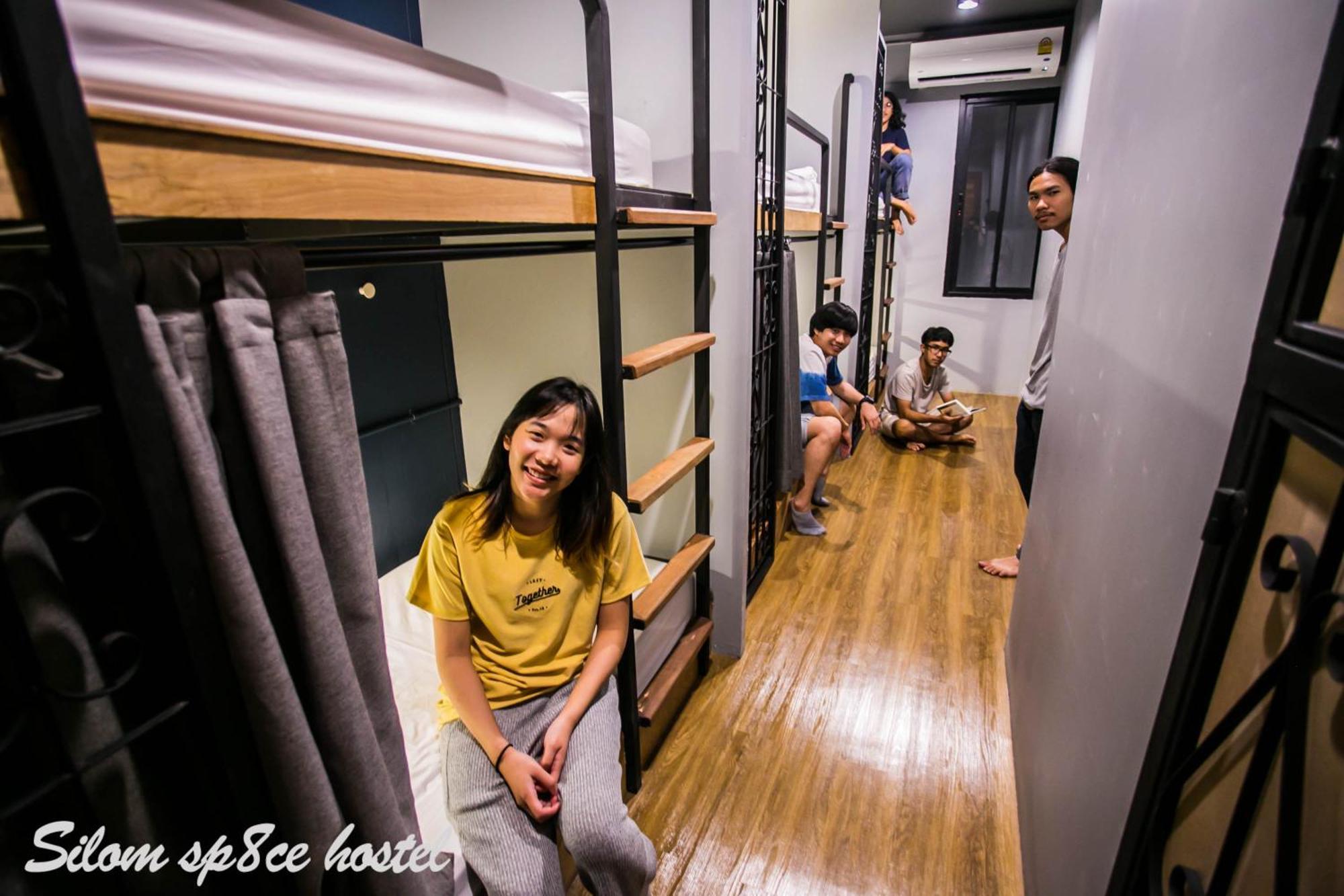 Bed 6-Bed Female Dormitory Room