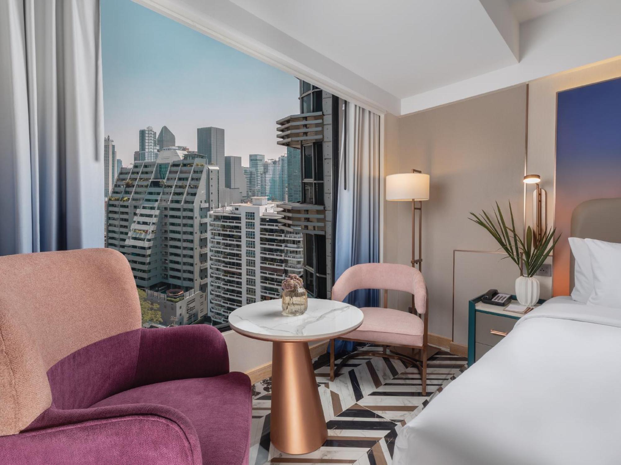 Grande Deluxe King Room