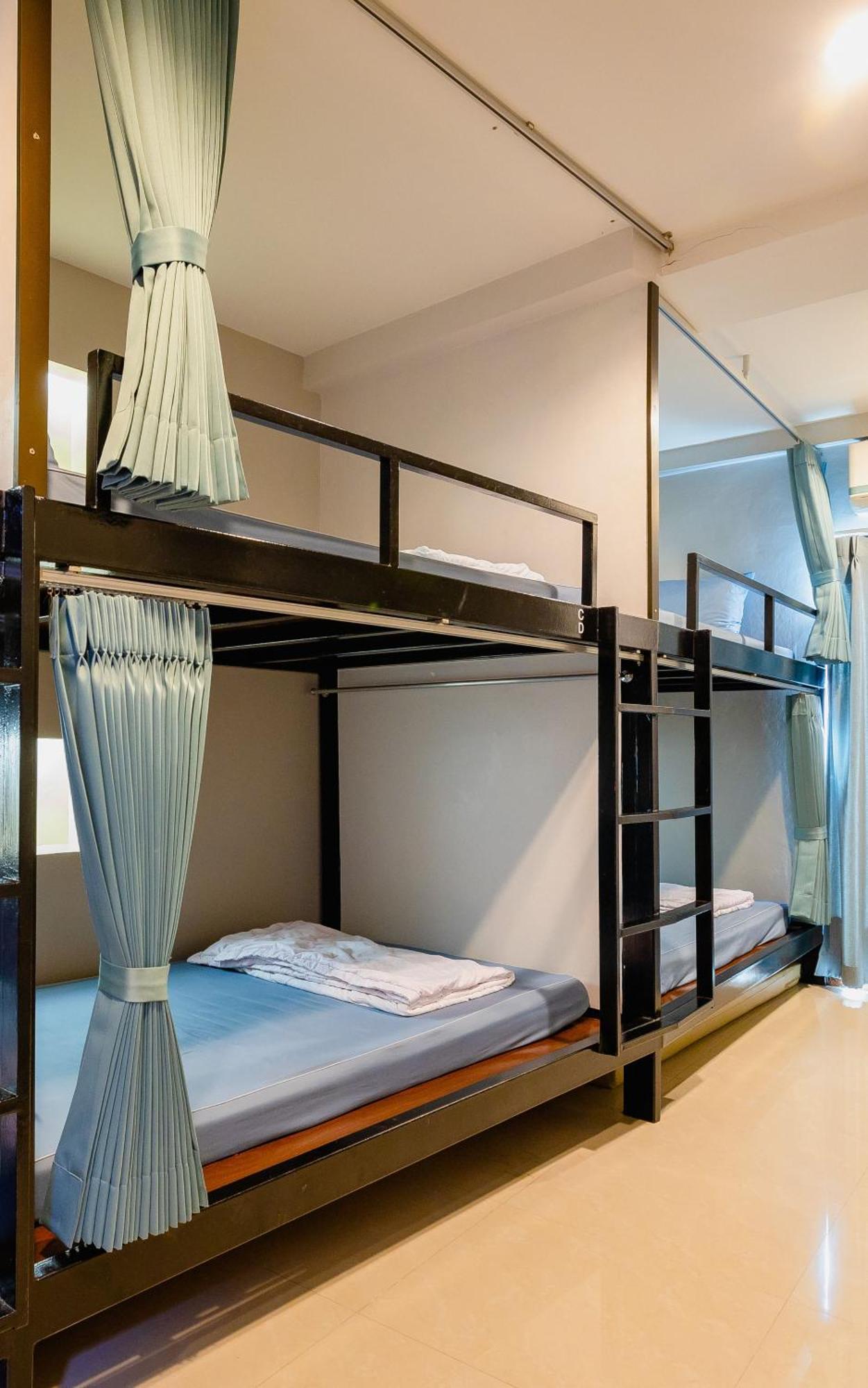 Bed 6-Bed Mixed Dormitory Room