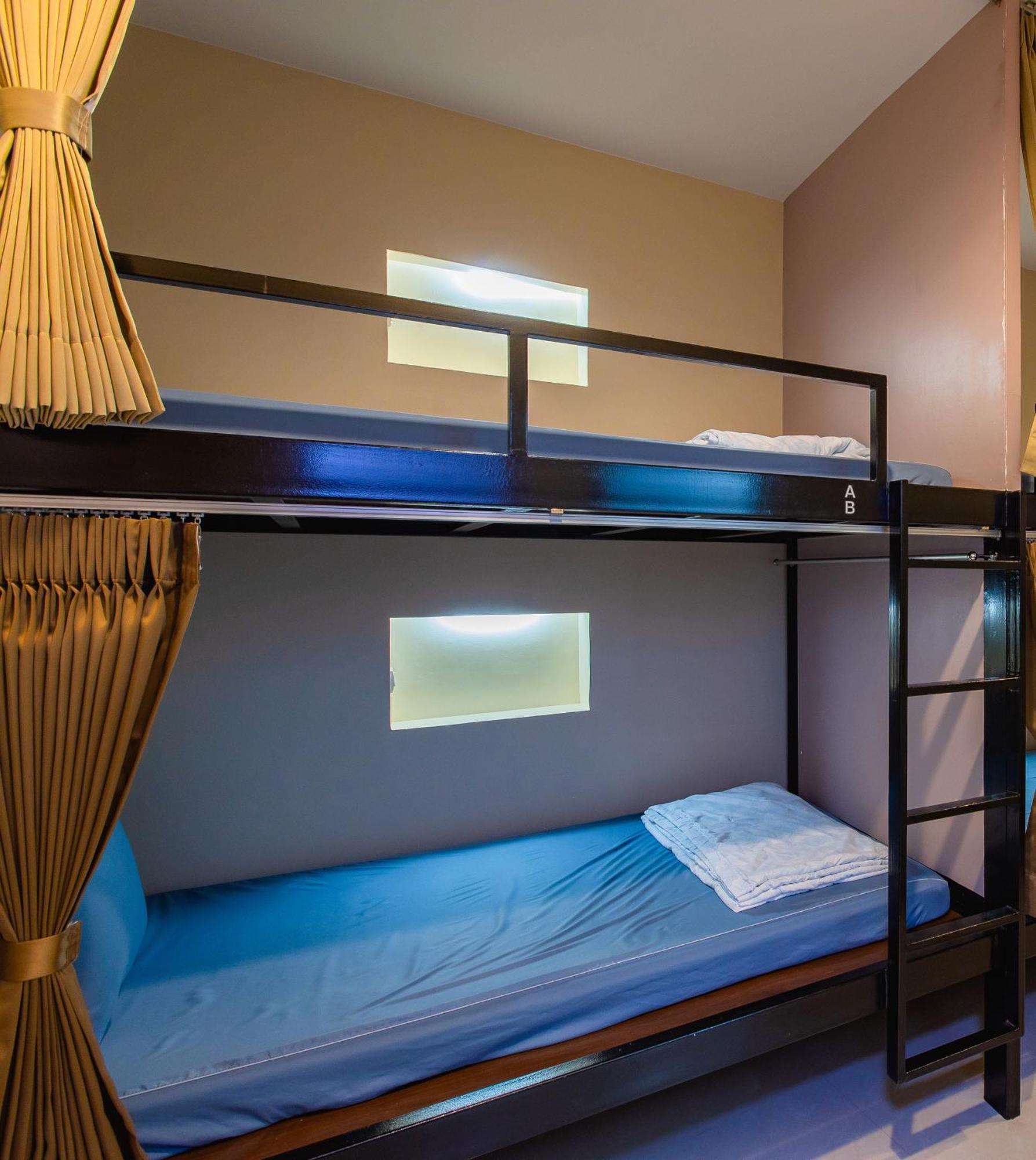 Bed 6-Bed Mixed Dormitory Room