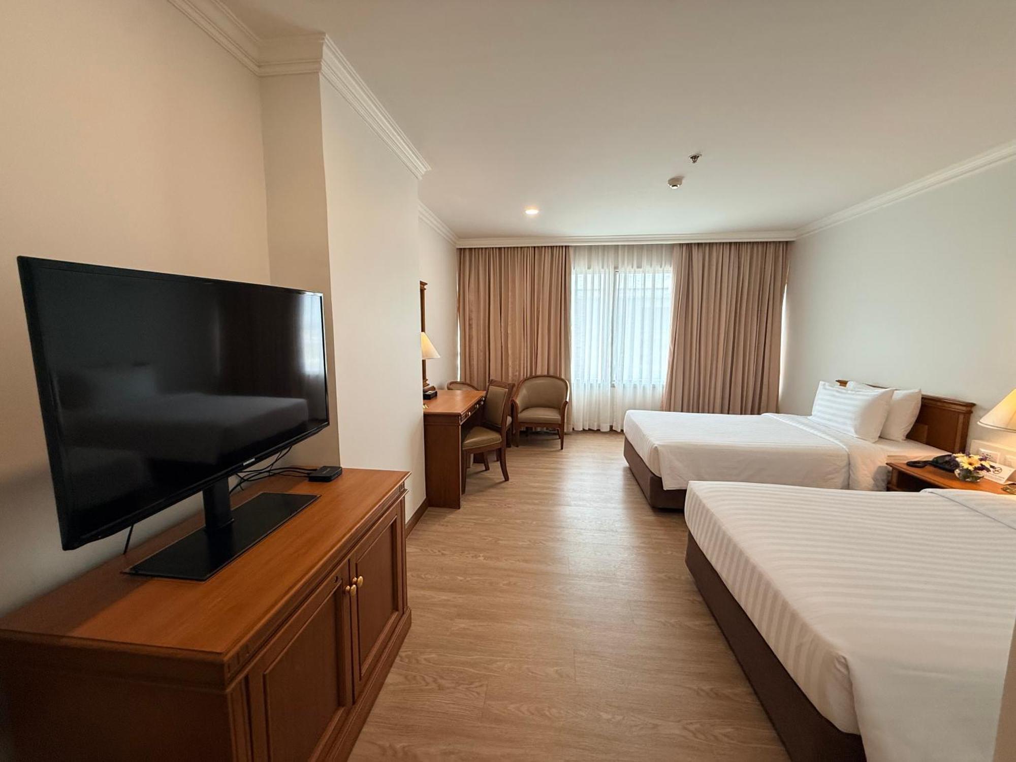 Deluxe Double or Twin Room