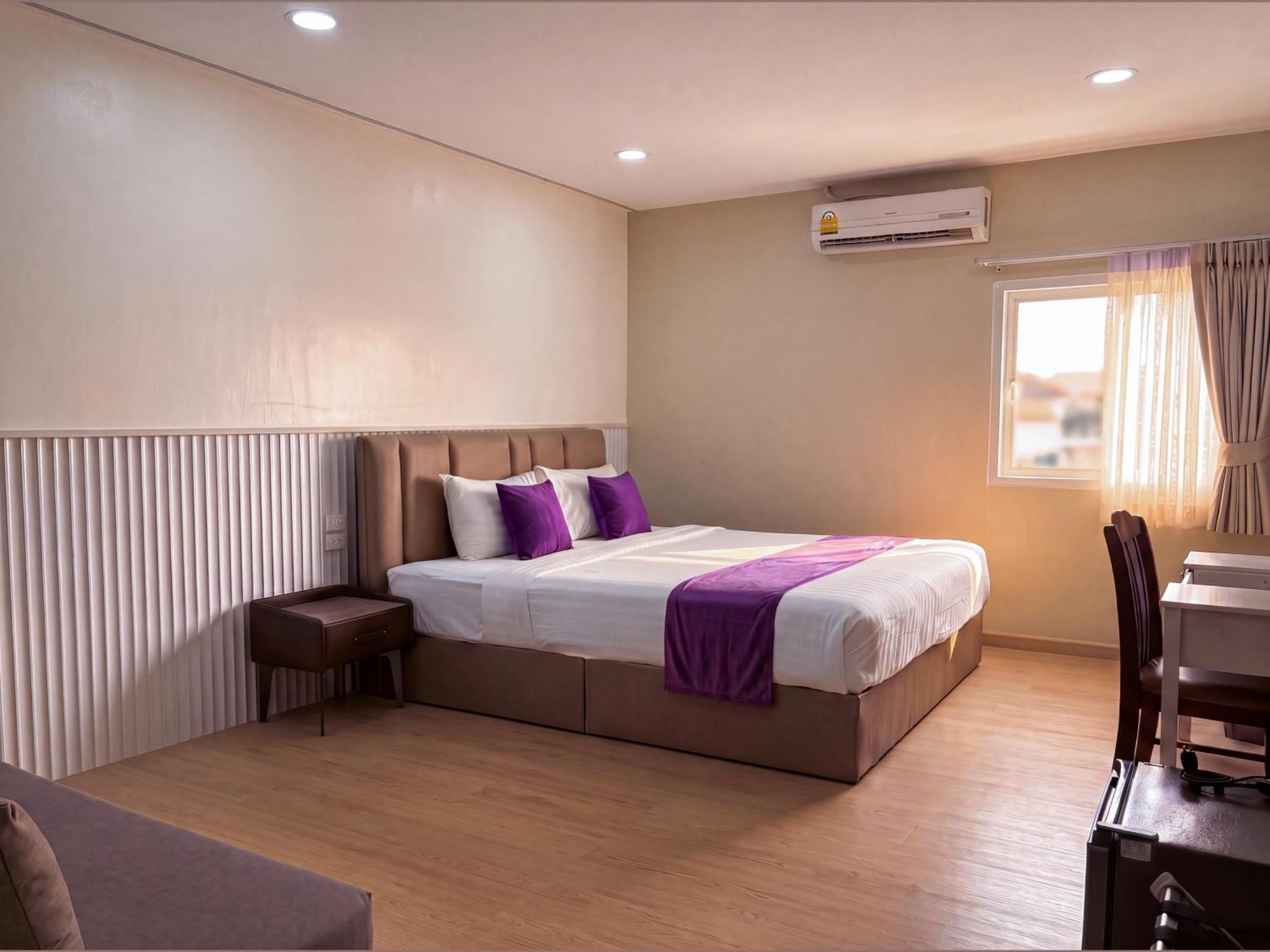 Deluxe Quadruple Room