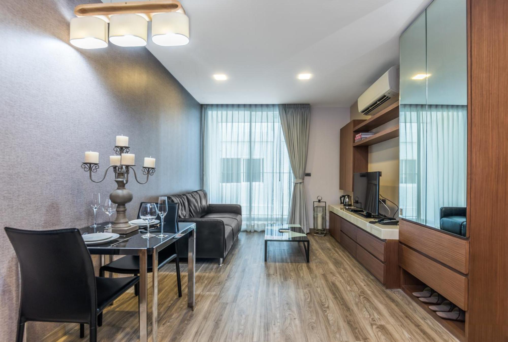One-Bedroom Suite