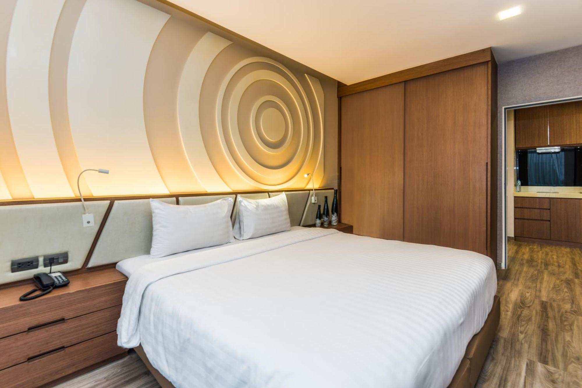 One-Bedroom Suite