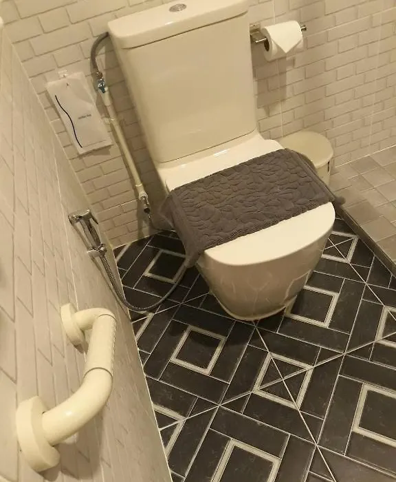 The O-Zone Airport Inn-1