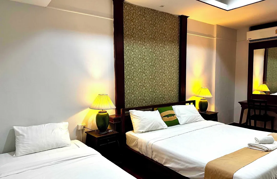 Bangkok Natural Spa Resort And Suite-1