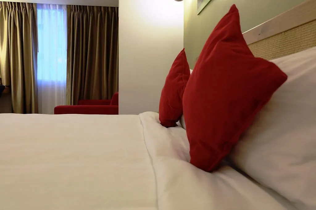 Cozy At 9 Hotel And Kitchen-1