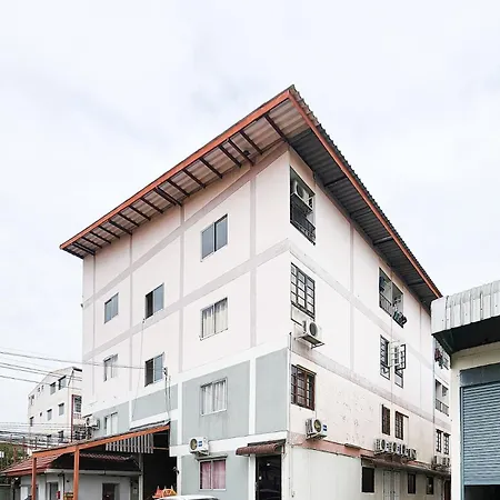Freesia Bangphi Guest House-2