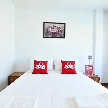 Zen Rooms Suthisan-2