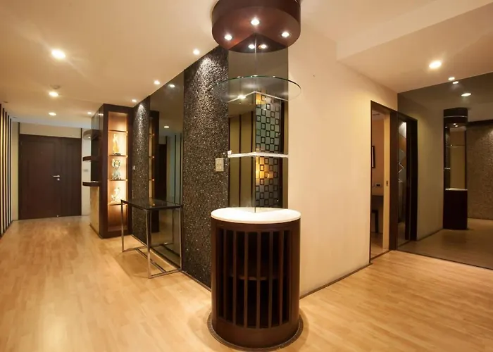 2C-Short-Term Rental Allowed-2Brs Downtown Bangkok