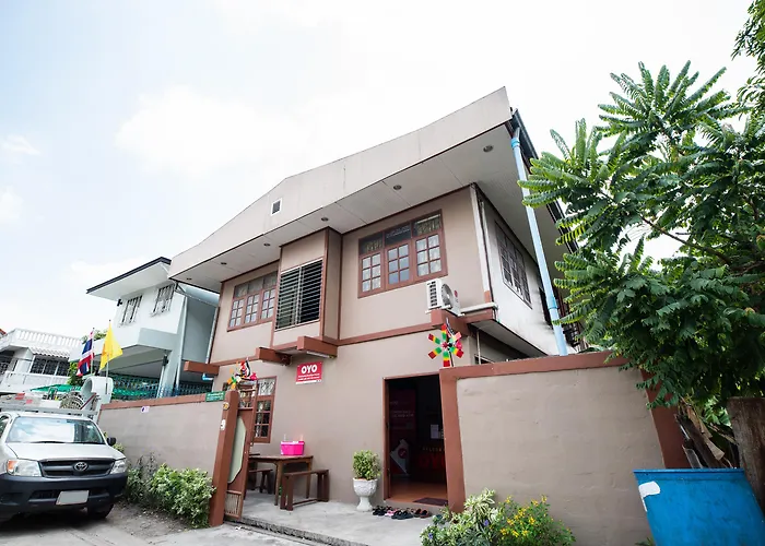 白蒛 Oyo 691 Don Muang Boutique House酒店