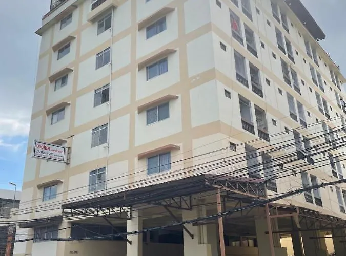 Jaruchok Apartment Banguecoque