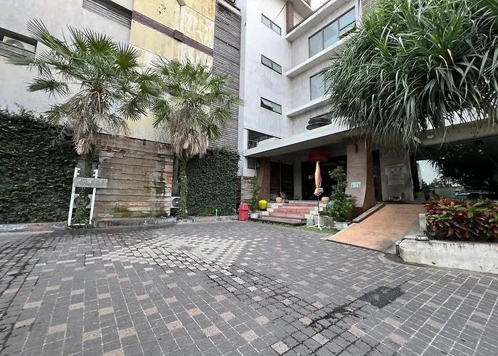 Eurna Resort Hotel バンコク都
