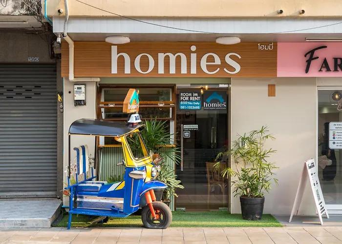 Homies Ratchada Hotel 曼谷