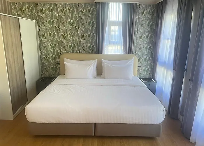 V20 Boutique Jacuzzi Hotel Bangkok
