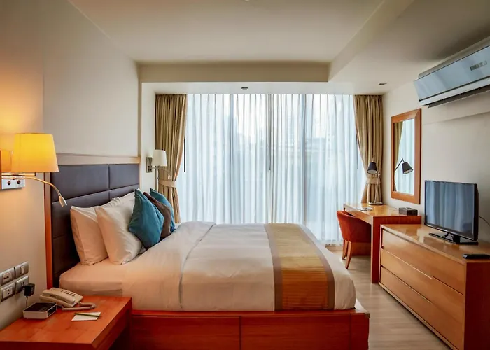 Oakwood Residence Sukhumvit 24 Bangkok