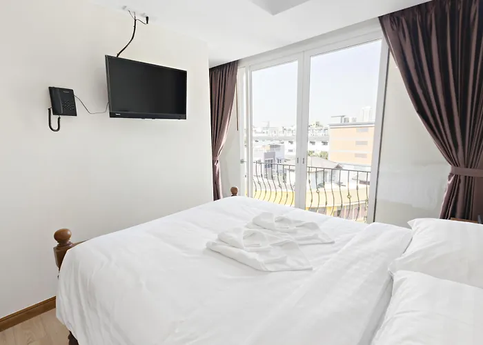 Royale 8 Ville Guest House バンコク都