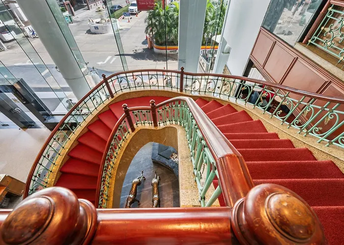 Town In Town Hotel Bangkok