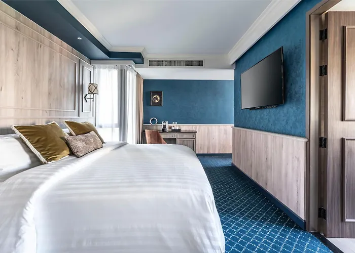 Montraj Coach Sukhumvit Bangkok酒店