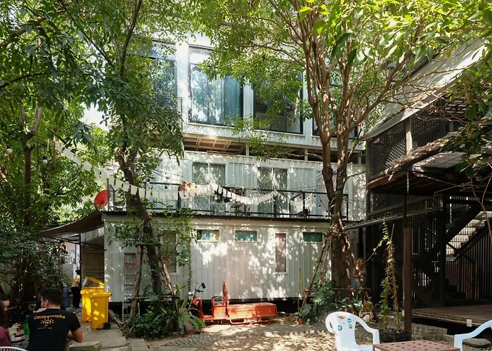 The Yard Bangkok Hostel