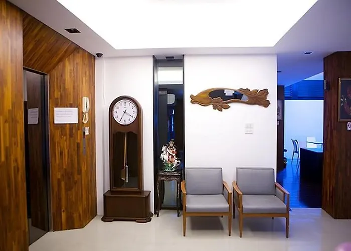 At One Inn Hualampong バンコク都